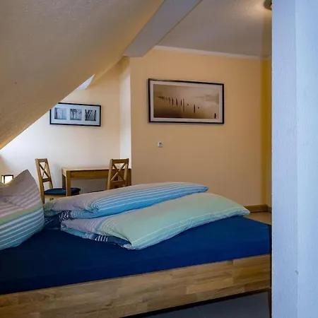 Holiday home With 8 Bedrooms