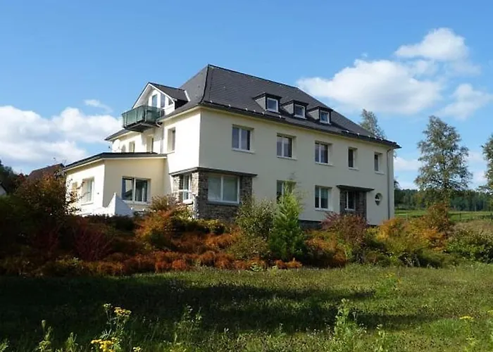 With 8 Bedrooms Erndtebrück